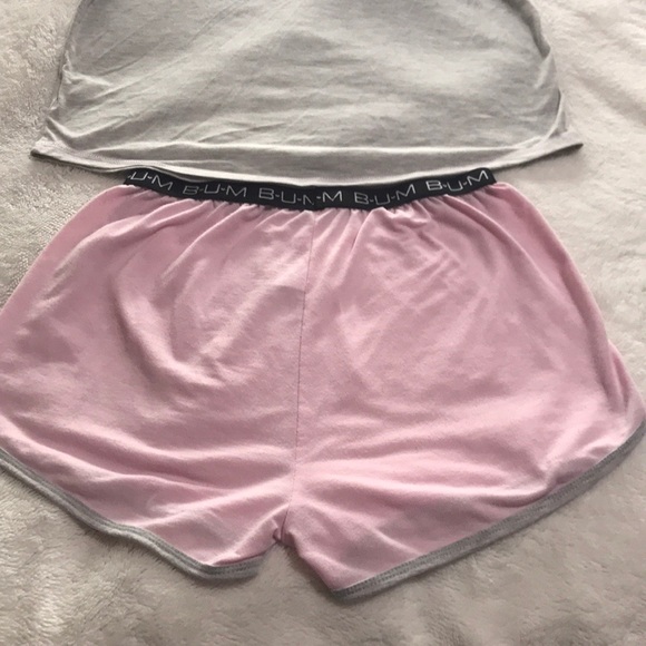 Girls Pajama Set. EUC - Picture 6 of 6